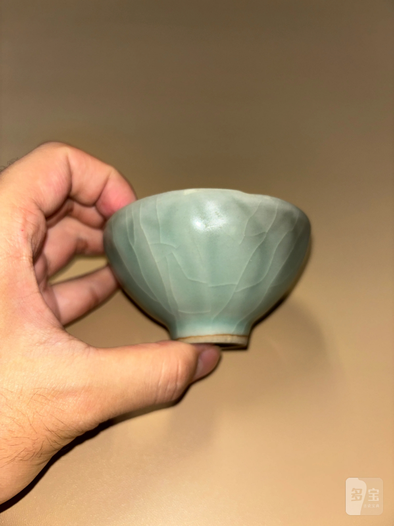明 龙泉青釉莲瓣小杯 - 图2